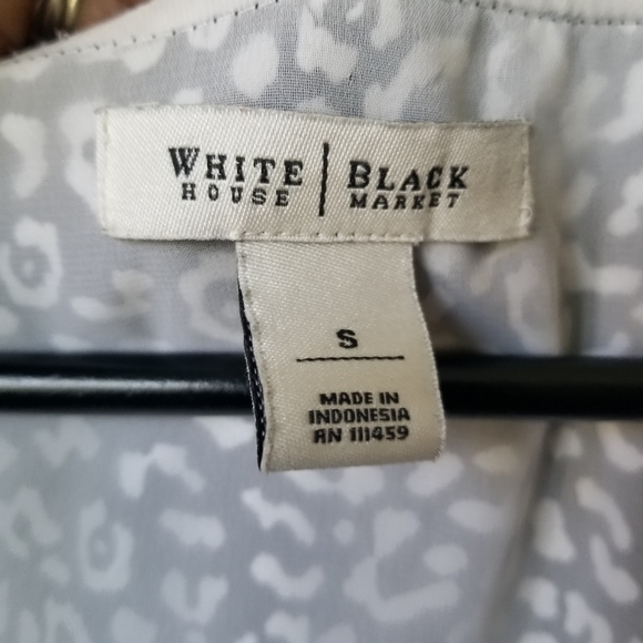 White House Black Market women's animal prints top - Picture 3 of 9